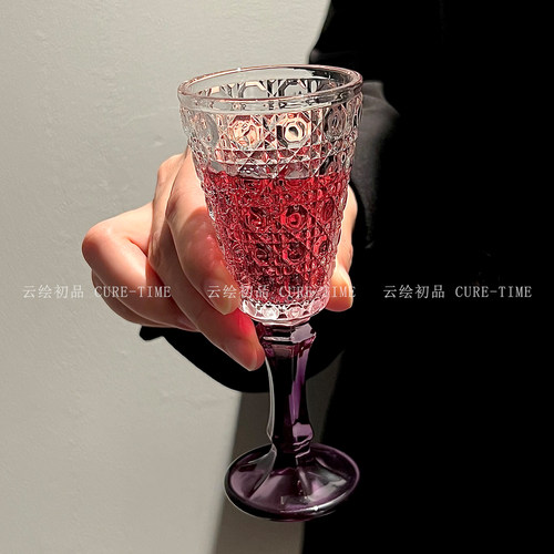 云绘初品复古刻花紫杆高脚玻璃杯