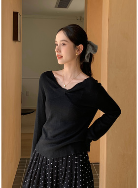 Tania S家秋冬新款韩版7色系蝴蝶结大V领针织衫纯色打底外穿上衣