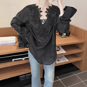 Tania S家25秋季新款韩版天丝苎麻重工蕾丝V领拼接百搭衬衫上衣女