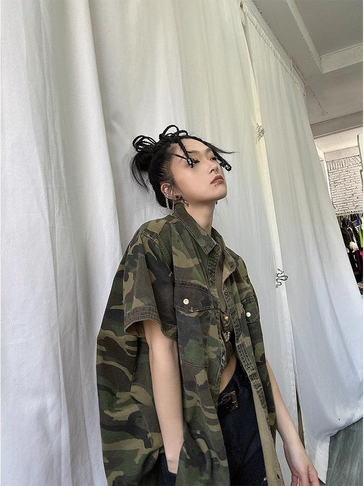 ZOOBI 迷彩水洗牛仔短袖衬衫廓形宽松休闲户外开衫