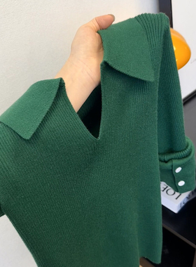 复古洋气绿色Polo领长袖针织衫女时尚气质通勤套头显瘦秋冬上衣