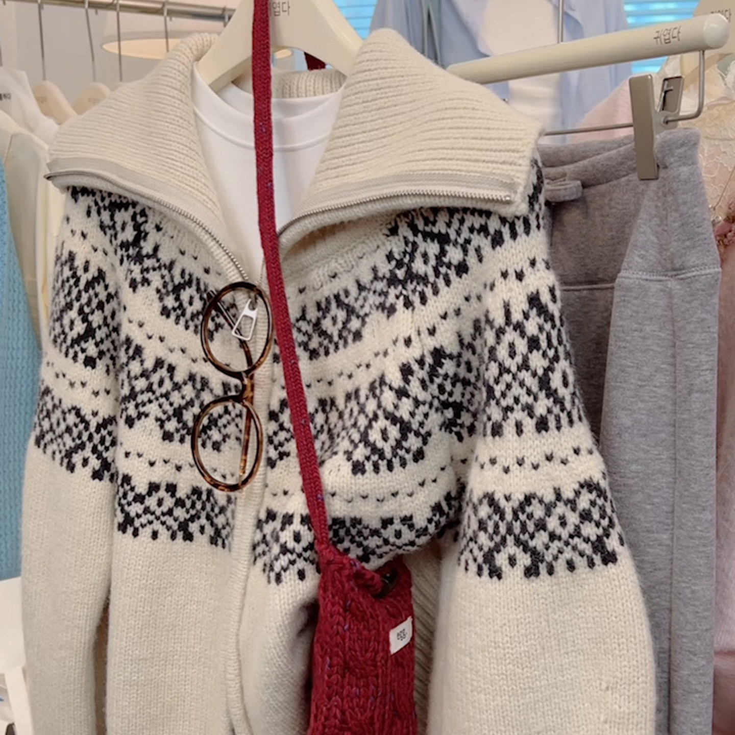 秋冬费尔岛风提花翻领针织开衫女