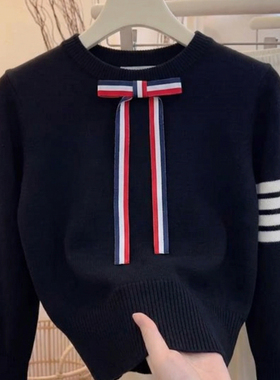 2025秋冬款学院风蝴蝶结针织衫女高级感撞色条纹袖百搭减龄上衣潮