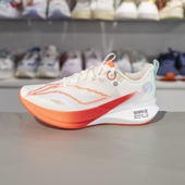 PRO女子反光䨻丝轻量回弹竞速训练跑鞋 李宁2025春季 赤兔8 ARPV006