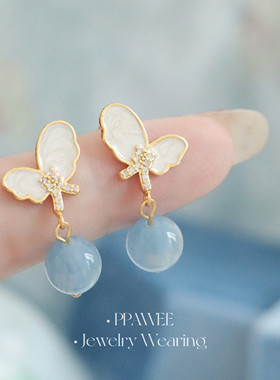 蓝贝蝶|适合夏天的白色蝴蝶耳钉精致贝母耳饰新中式国风吊坠耳环