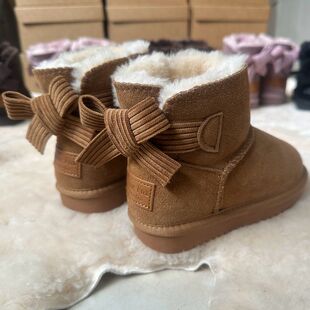 儿童雪地靴女冬季2025真皮加绒加厚雪地棉蝴蝶结棉鞋保暖防滑靴子