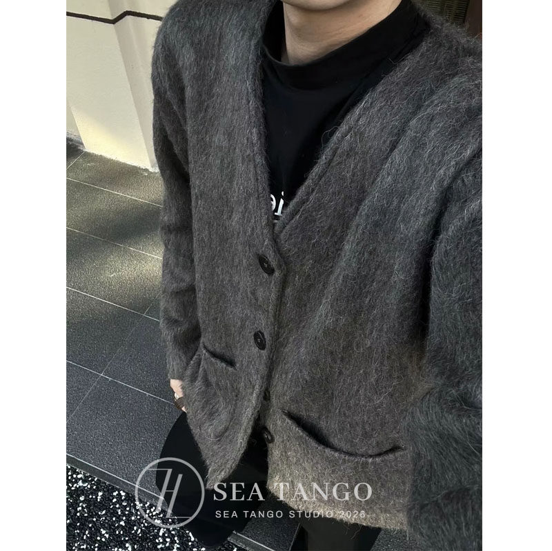 【放心拍】26FW时装潮牌马海毛绵羊毛混纺开衫男女氛围感针织毛衣