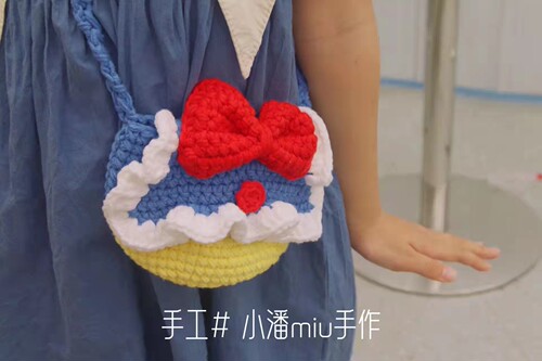 斜挎包手工钩针成品可爱儿童包包