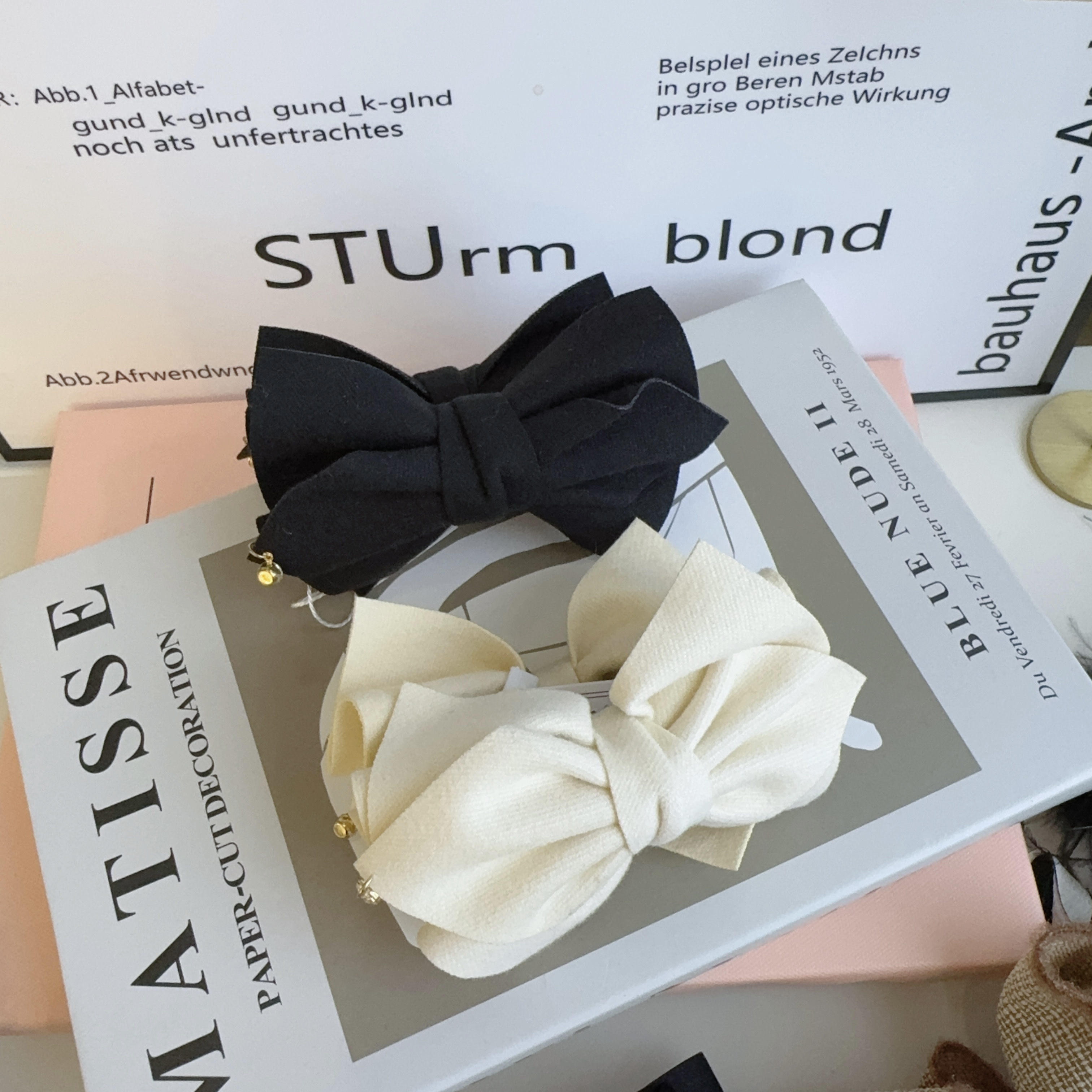 韩国发饰品秋冬新款绒面布艺蝴蝶结双面两戴高马尾竖夹香蕉夹发夹