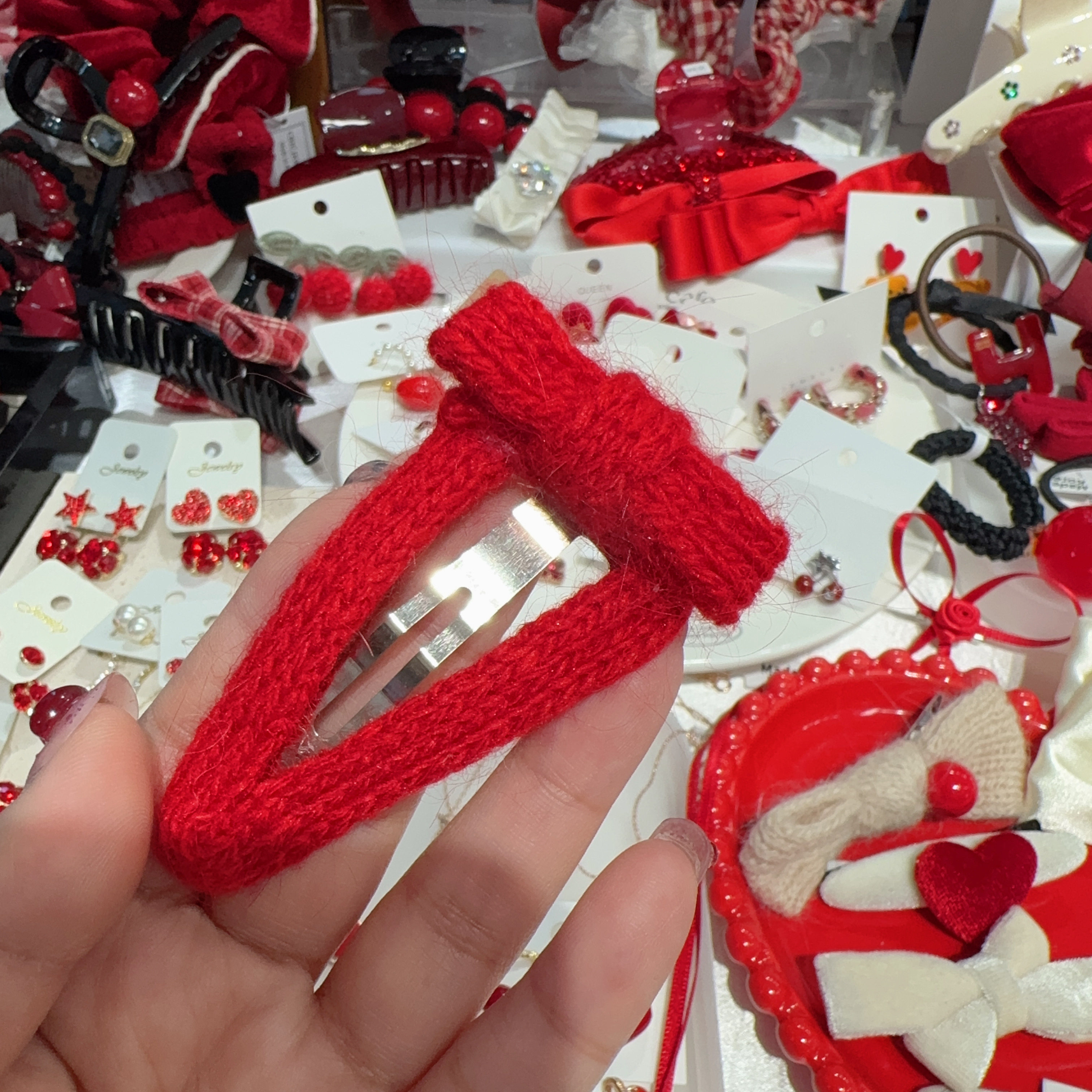 韩国发饰2026年新款红色针织毛线蝴蝶结甜美可爱掰掰夹本命年发夹,饰品/流行首饰/时尚饰品新,发饰,淘宝优惠券,粉丝福利购,淘宝优惠卷