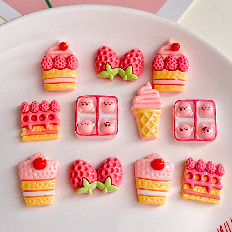 草莓蛋糕甜筒冰淇淋食玩奶油胶套装配件可爱卡通创意软胶配件M125