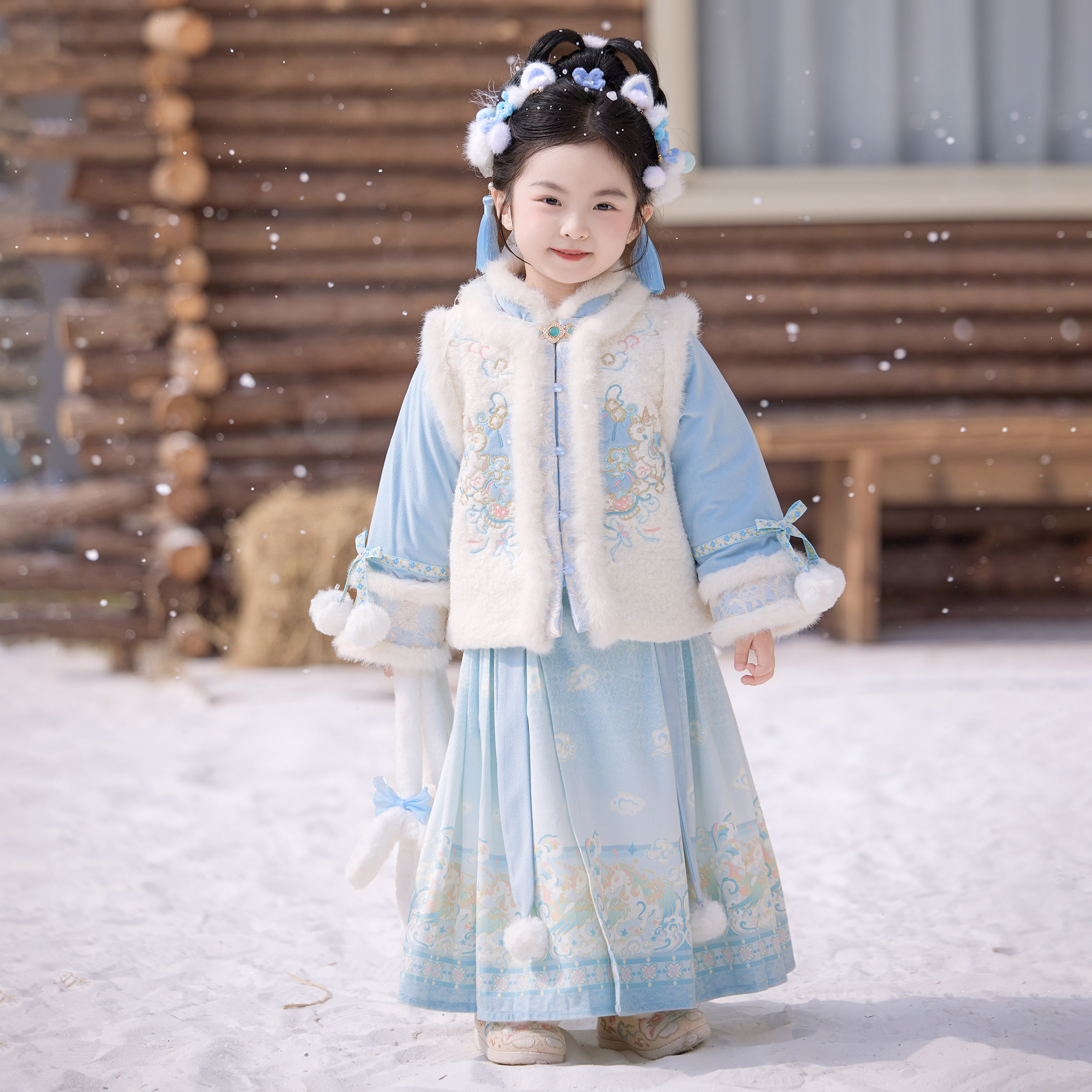 汉服女童2025冬款儿童新中式国风仙气拜年服套装小女孩加厚马面裙,童装/婴儿装/亲子装,汉服,淘宝优惠券,粉丝福利购,淘宝优惠卷