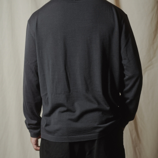 羊毛 15.5um pu244 18针超细60支羊毛纱线高领衫