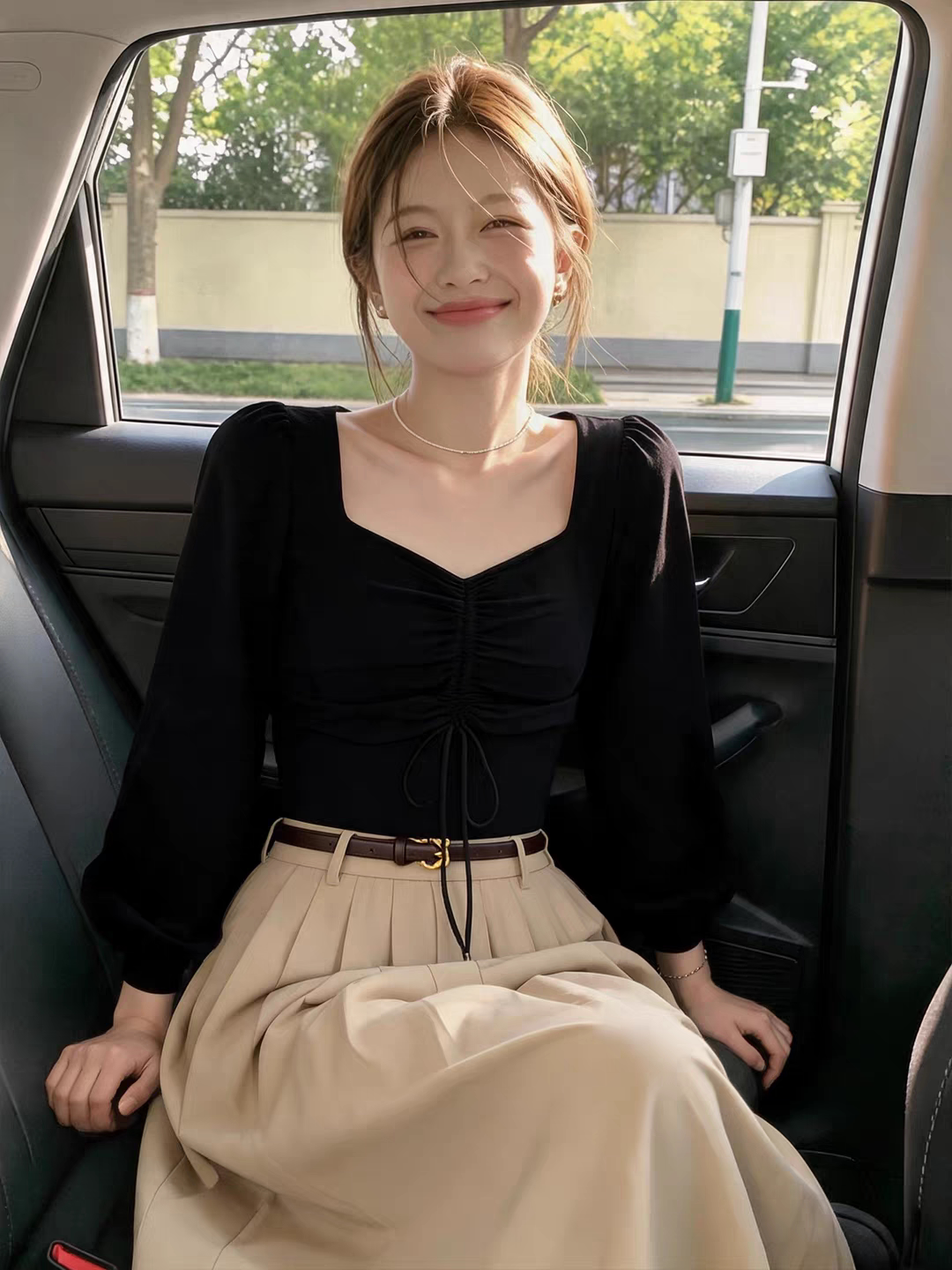 法式复古黑色方领灯笼袖抽绳打底衫女秋冬洋气内搭设计感T恤上衣