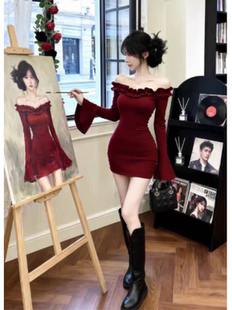 26冬季御姐独特绝美红色一字肩连衣裙精致小个子穿搭修身包臀短裙