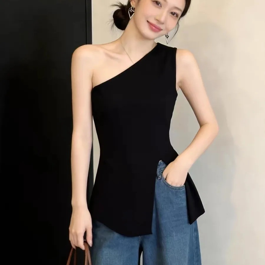 法式高级感黑色斜肩开叉无袖背心女夏季微胖大码百搭修身上衣