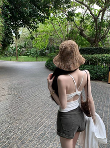 小姐姐【有一点欲】吊带背心女纯欲辣妹带胸垫百搭打底小上衣
