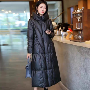 2025新款绵羊皮真皮衣羽绒服女长款连帽宽松显瘦时尚洋气妈妈外套