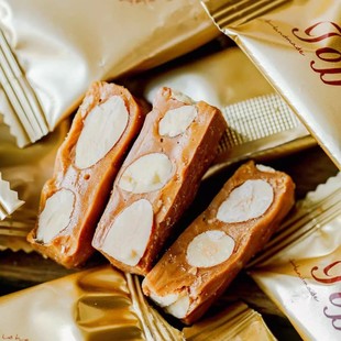 朴食有方海盐巴旦木太妃糖婚庆喜糖奶糖新年年货圣诞节糖果零食