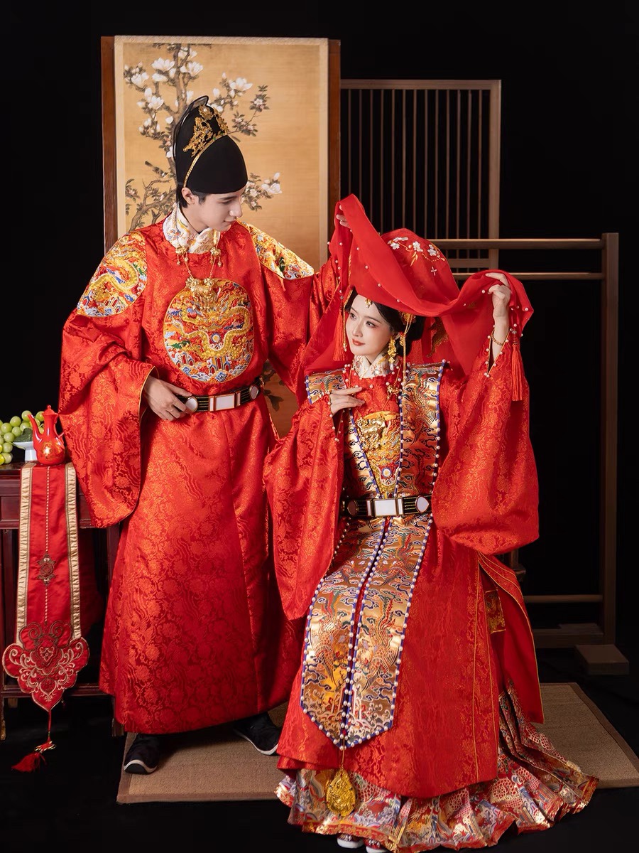 【出租】砚滨纱明制汉服凤冠霞帔盘金绣龙补圆领袍织金男女婚服