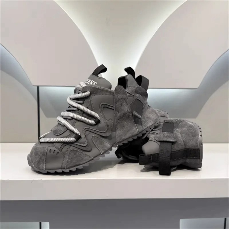 2026户外运动休闲鞋男复古老爹鞋厚底增高板鞋百搭透气低帮潮鞋男