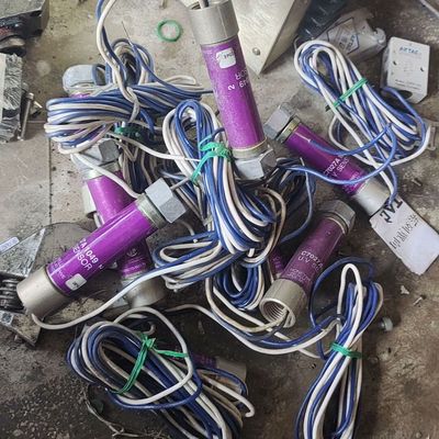 C7027A  1049火焰检测器 厂里出来的几个