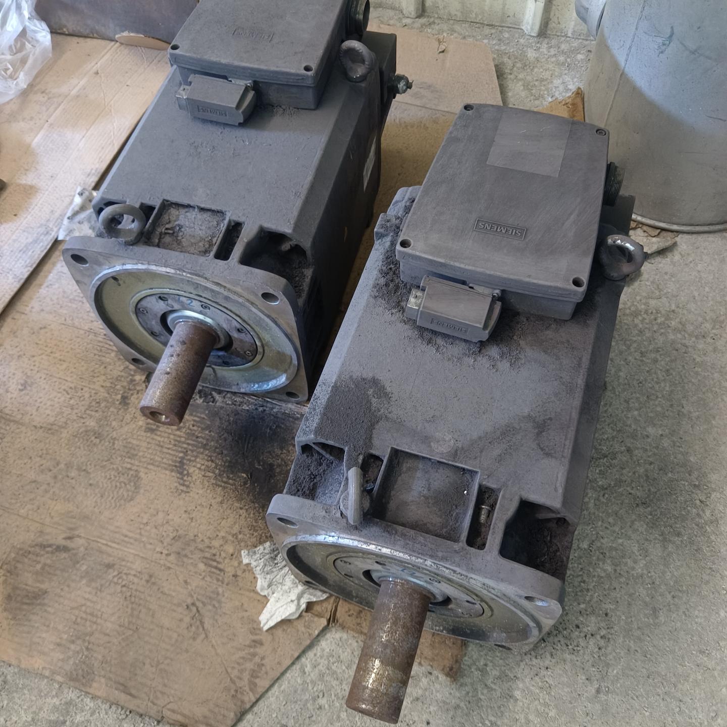 SIMOTICS主轴电机 1PH8133-1DG02-