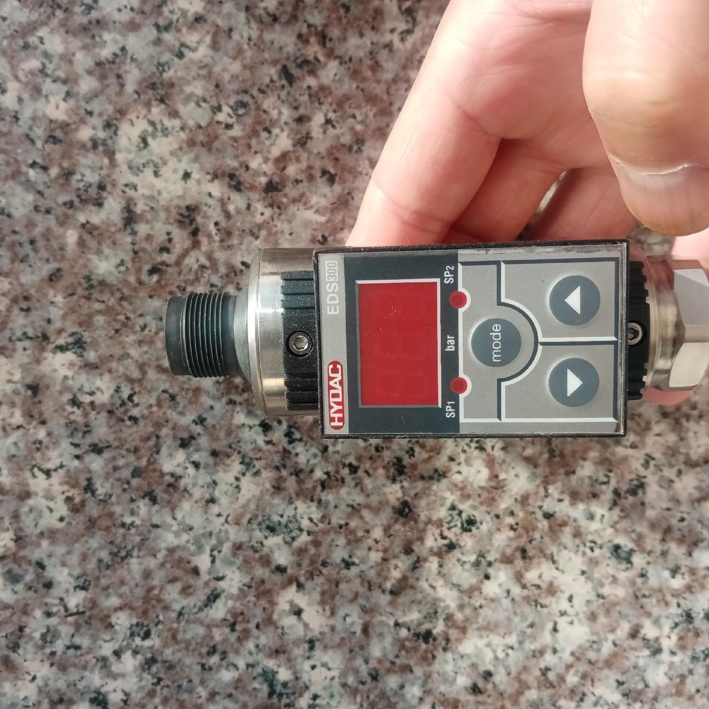 品牌是贺德克HYDAC 德国压力变送器EDS344-3-