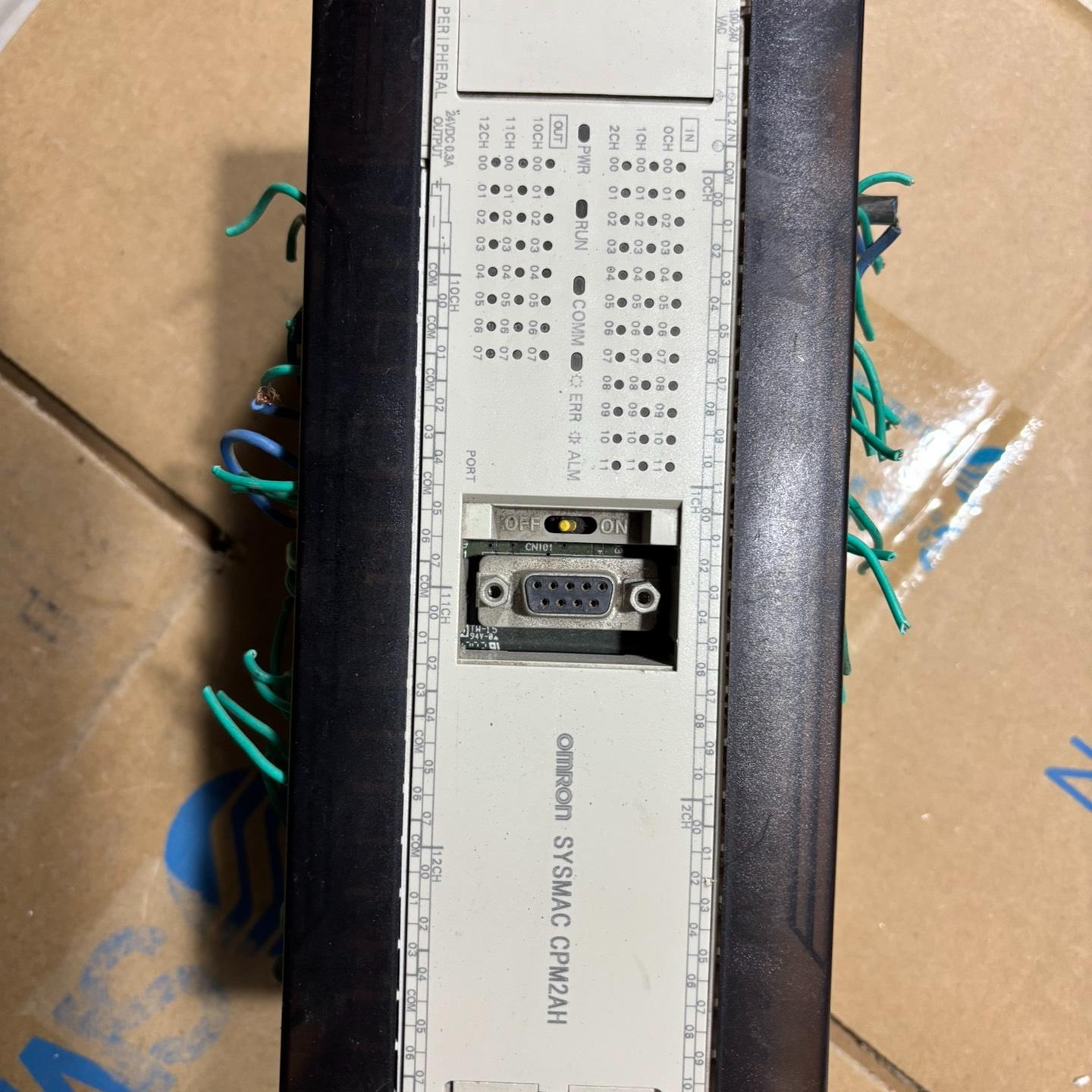 plc CPM2AH-60CDR-A。220 看上