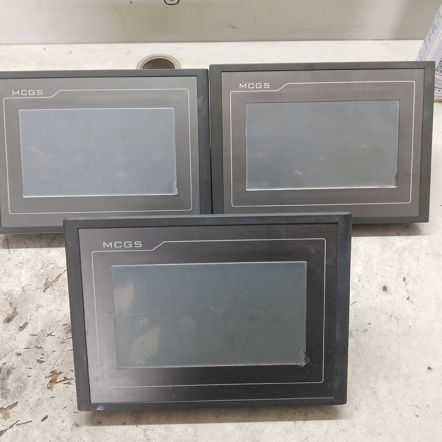 昆仑通态TPC7062TD（KT） 拆机货 成色如图 实