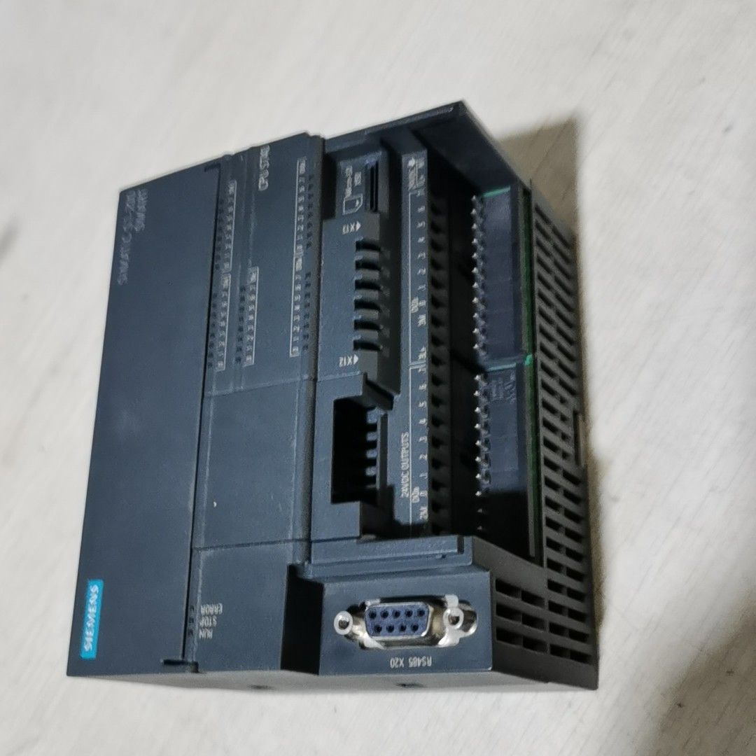 模块6ES7 288-1ST40-0AA0  少端