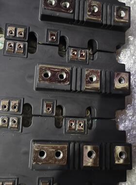 拆机ACS580/880变频器IGBT。2MBI900VXA