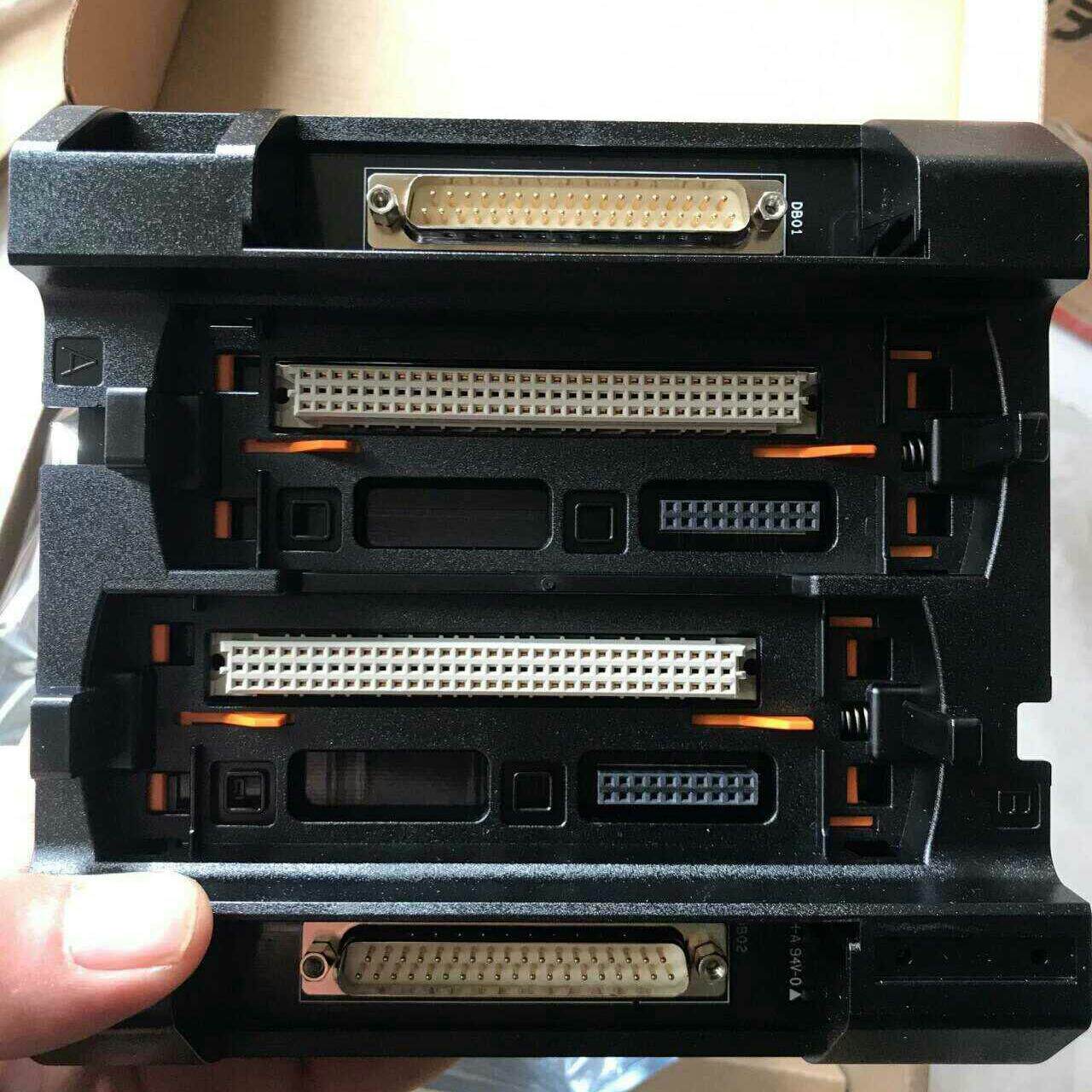 浙江中控模块转换基座MB745-S11现货有5个