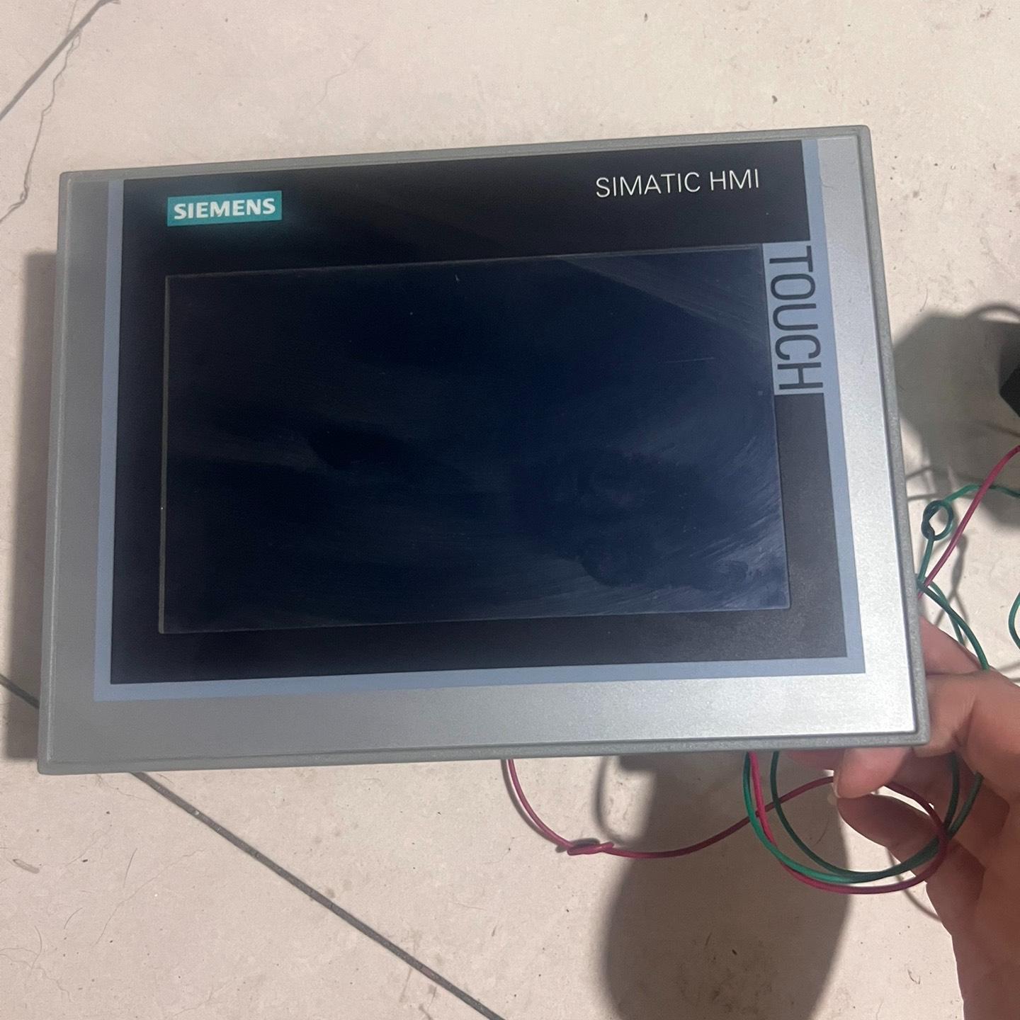 触摸屏 6AV2 124-0GC01-0AX0 外观成