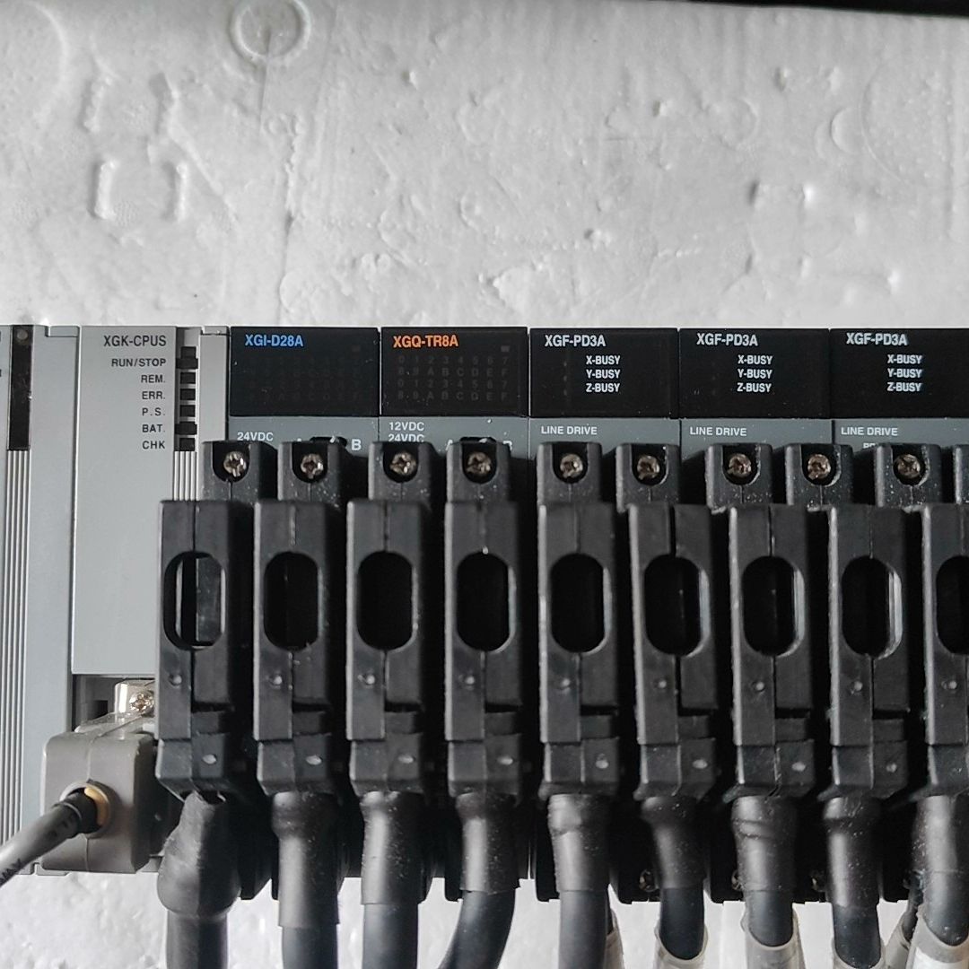 LS韩国PLC模块 型号XGP-ACF1、XGK-CPUS、