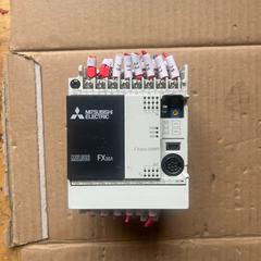 台达FX3SA-20MR-CM拆机成色如图实物拍摄微有划痕