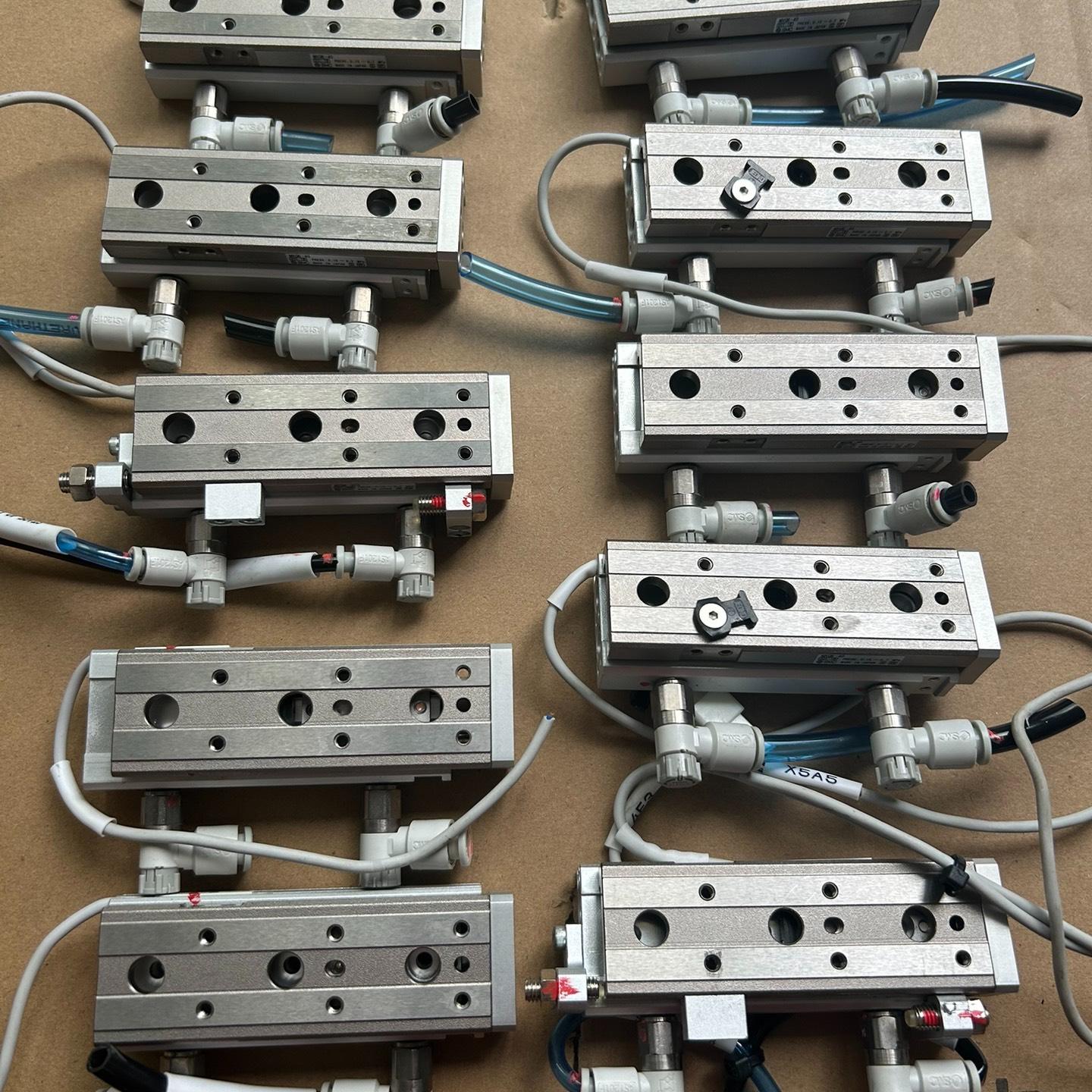 9新滑台气缸MXQ6-40  实物拍摄有量！