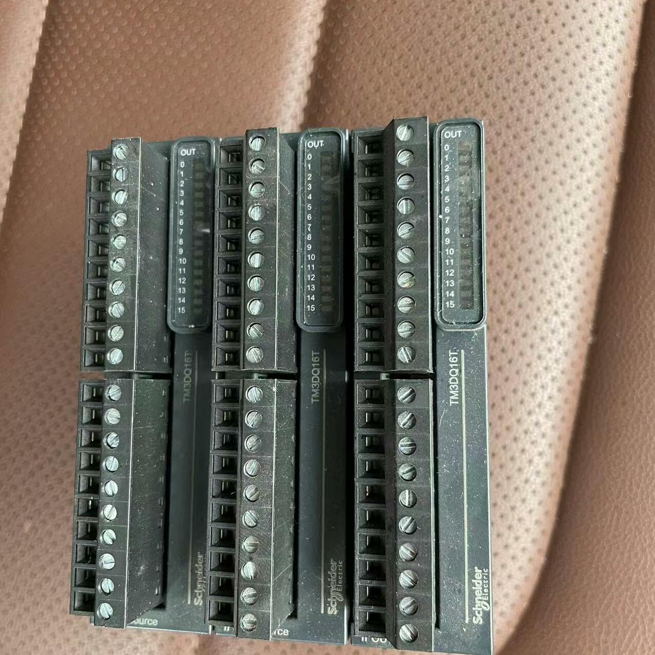 tm3dq16t 剩余1块 功能包好 成色如图所示 需