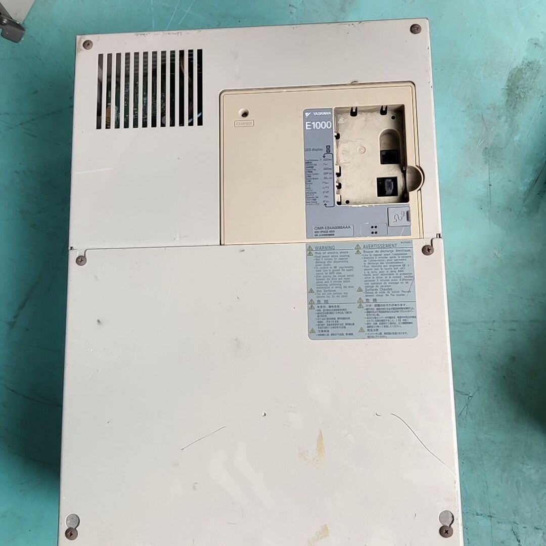 安川E1000系列45kw变频器 CIMR-EB4A0088