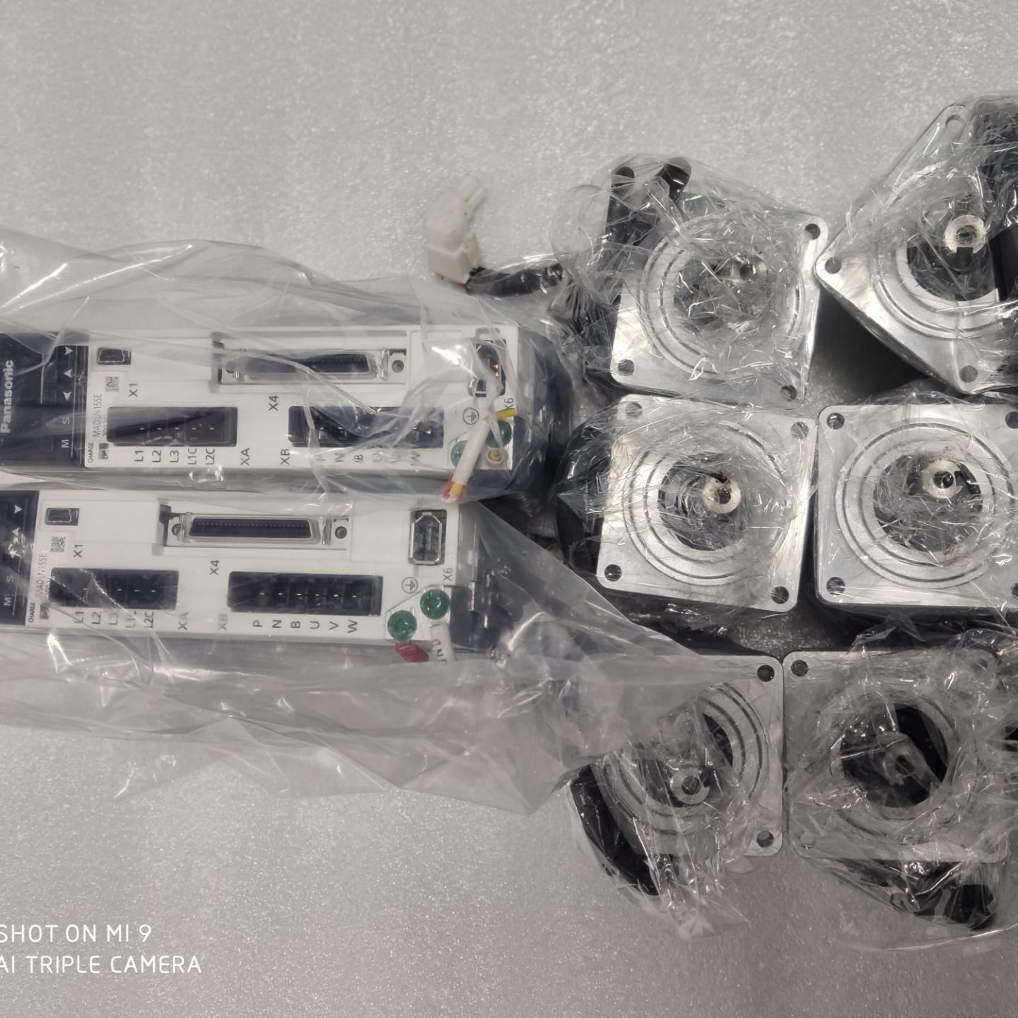 拆机A6两百瓦伺服、MADLN15SE、MHMF022L