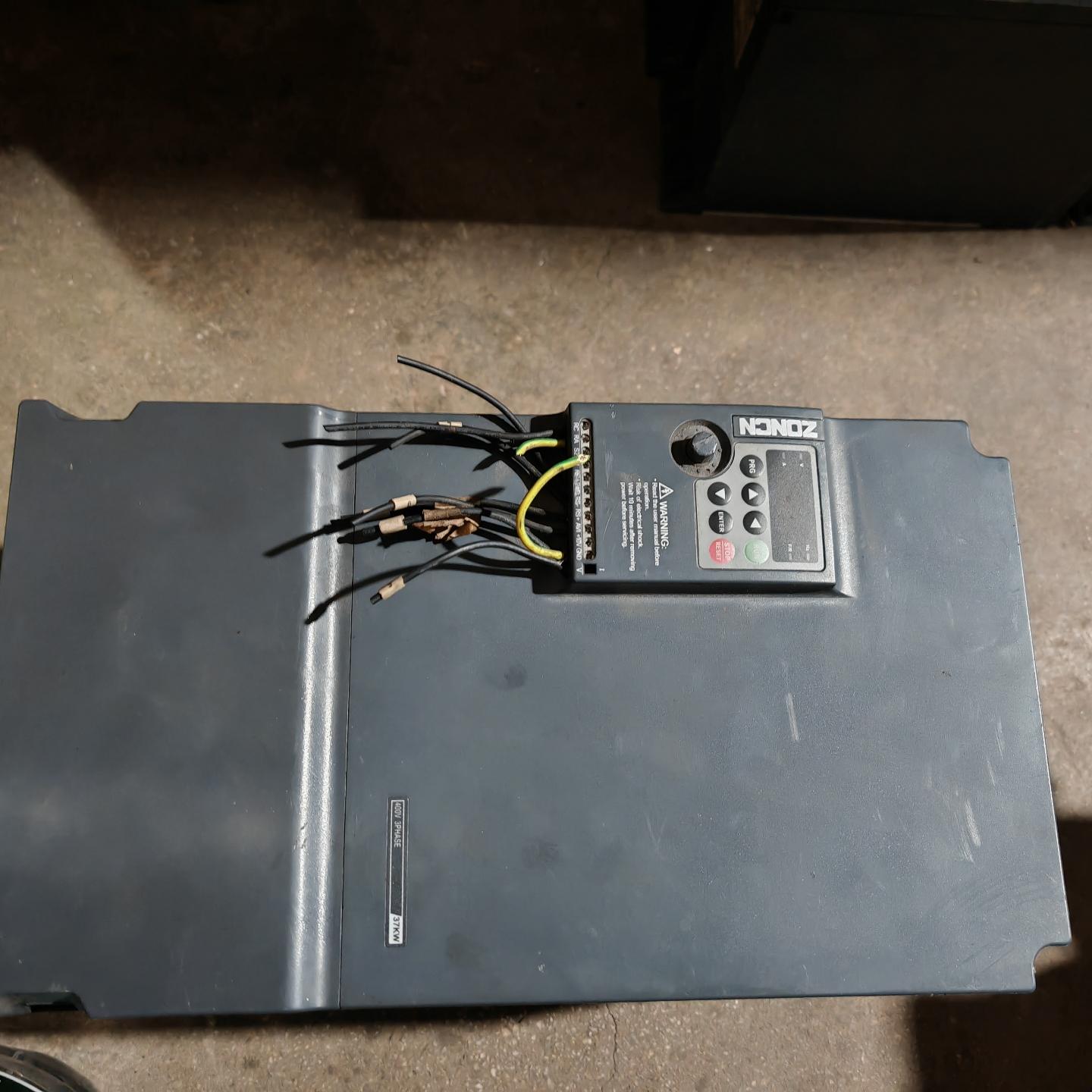 众辰变频器NZ200T-37GY-4 功率37kw 380v