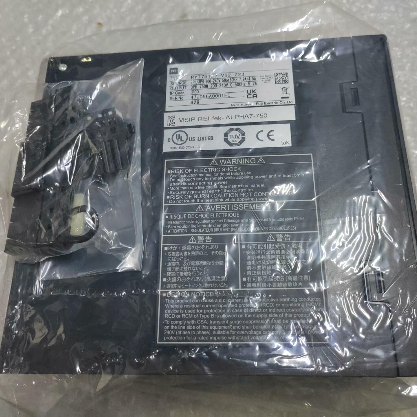 伺服驱动RYT751F7-VS2-Z23 有安装痕迹