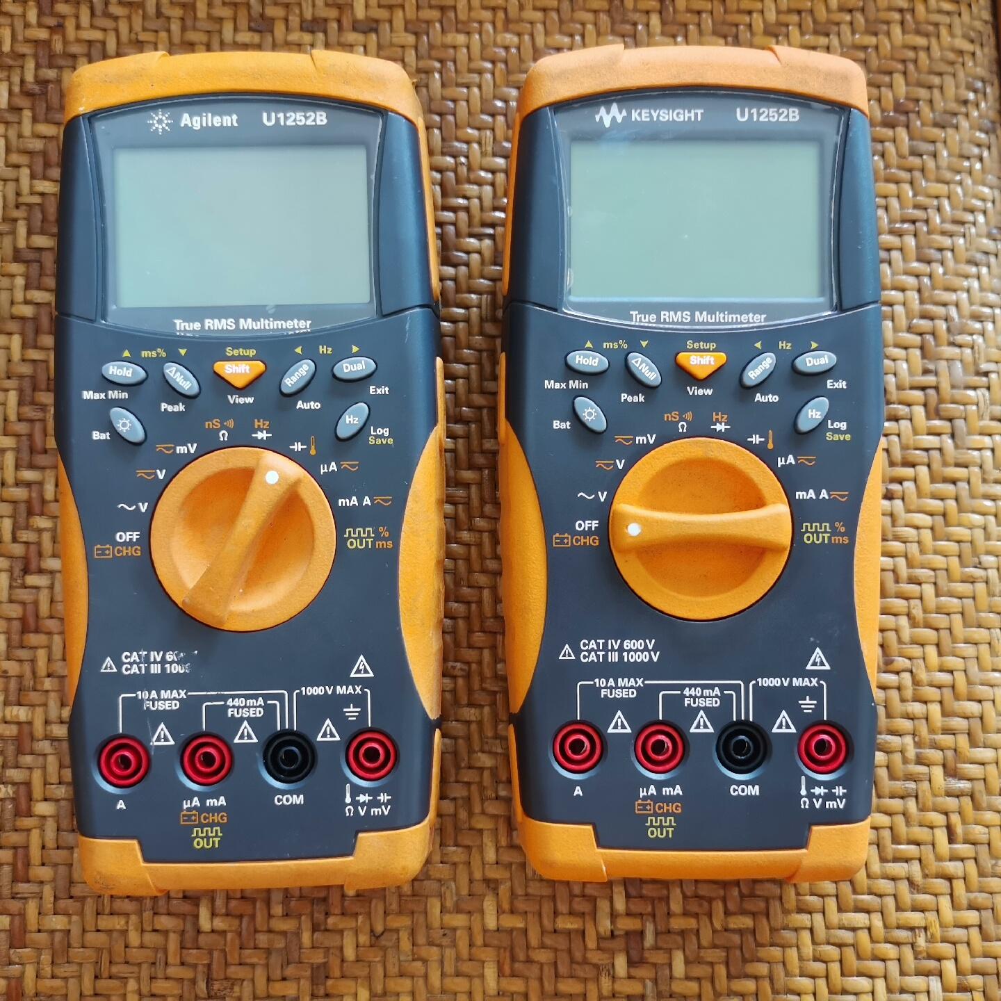 U1252B 四位半万用表