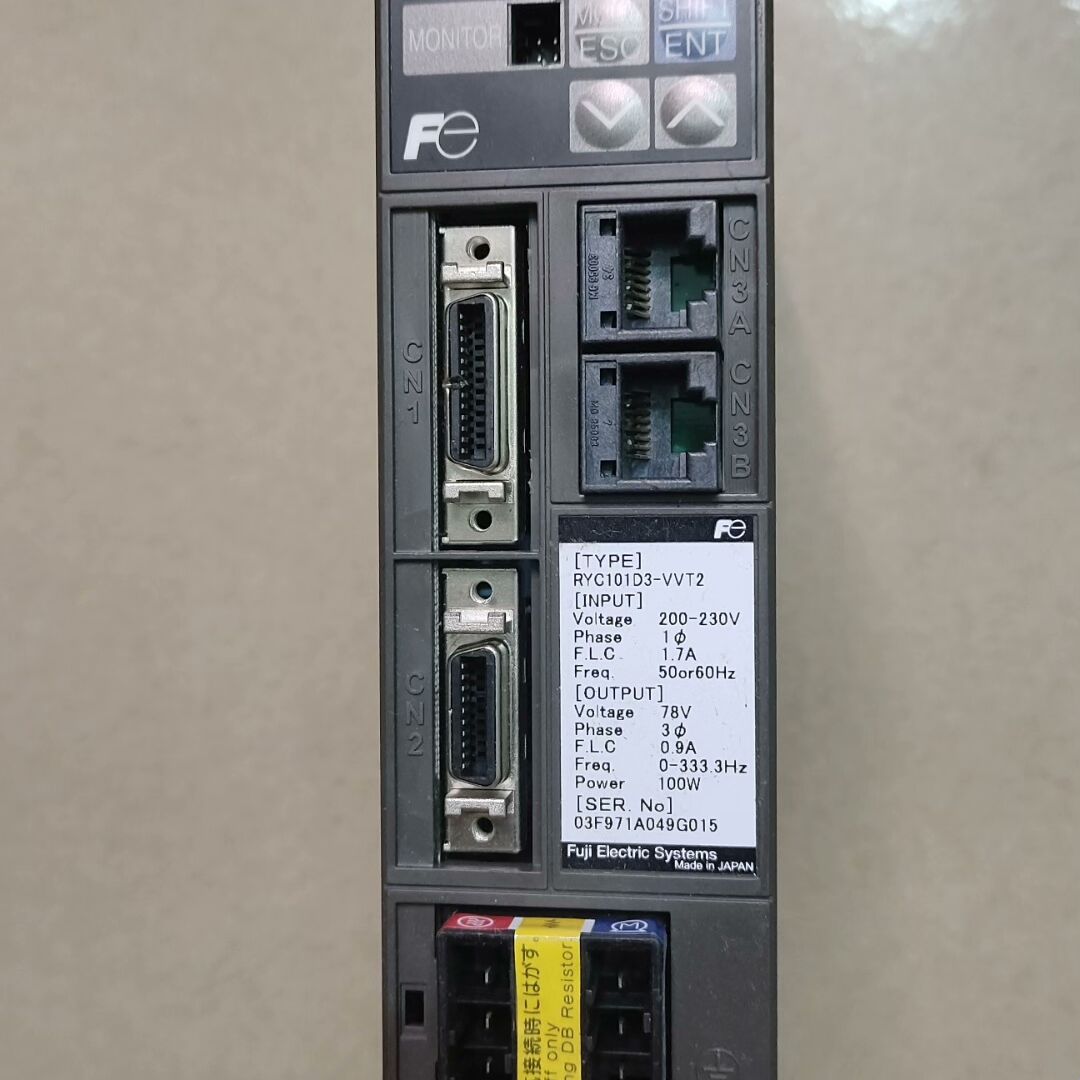 伺服驱动器: RTC101D3-VVT2 100W  拆