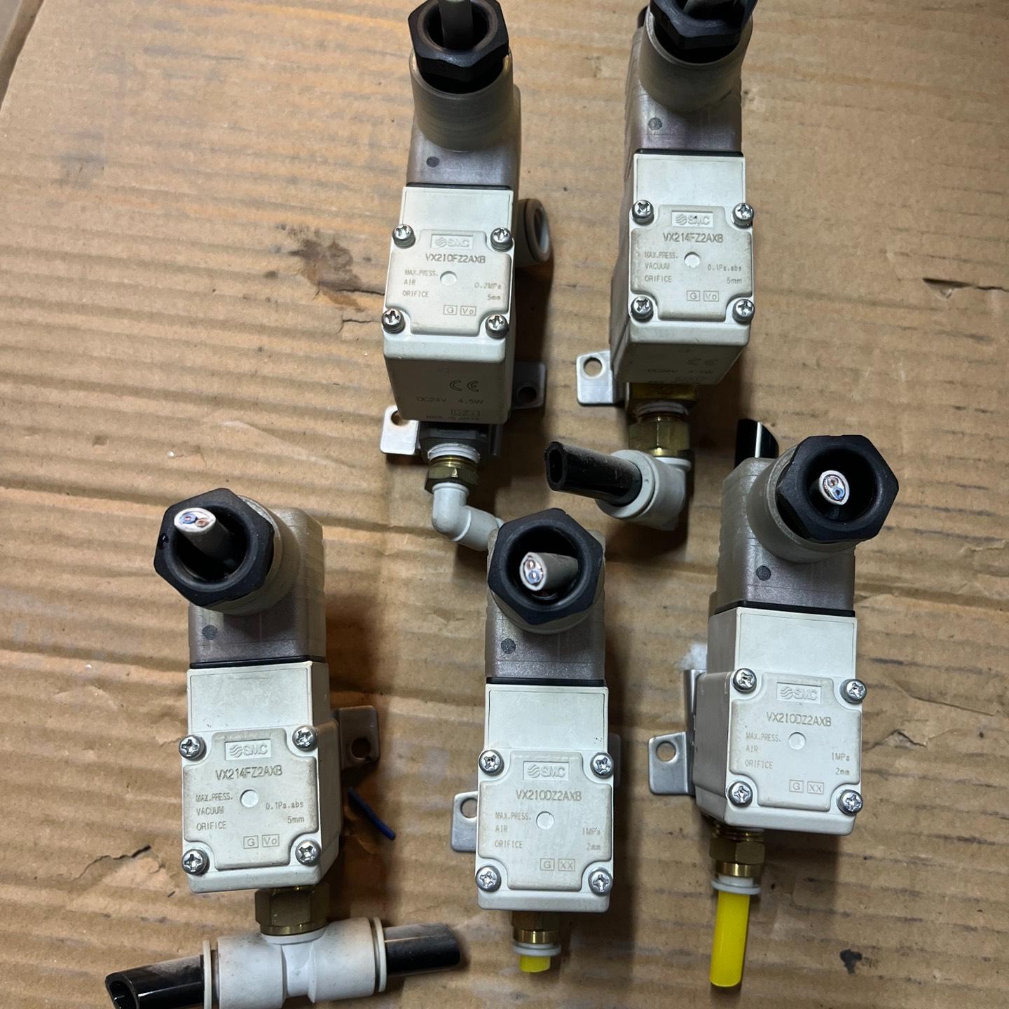 电磁阀 VX210DZ2AXB。