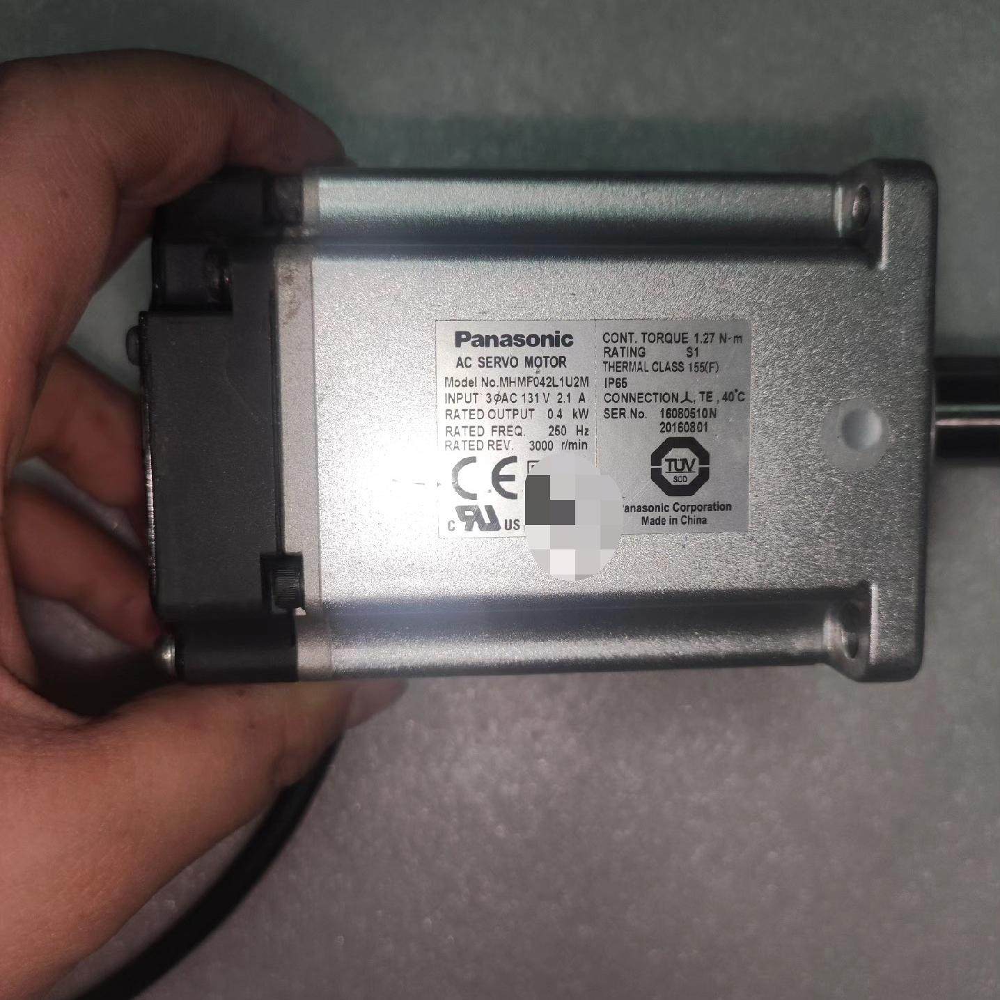 驱动电机MHMF042L1U2M实物图