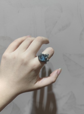 一物一图。小众海蓝宝白铜托繁花开口戒指指环水晶饰品配件可调节