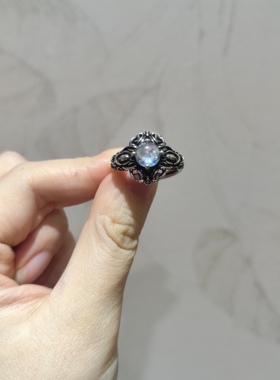 2025新品扭结款钛钢托纯天然魔鬼海蓝宝指环开口可调节戒指饰品