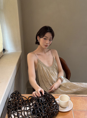 LAS CELULA-轻薄透气纯色显瘦度假连衣裙连衣裙(含100苎麻)71125