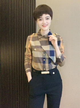 方领长袖棉质修身微弹不对称格子衬衫女欧洲站新品百搭单排扣衬衣